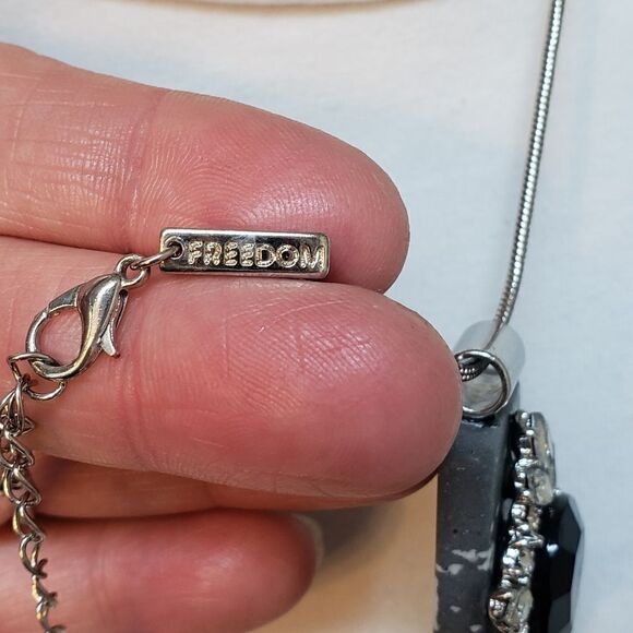 3 for $25 Statement Necklace - Picture 4 of 8